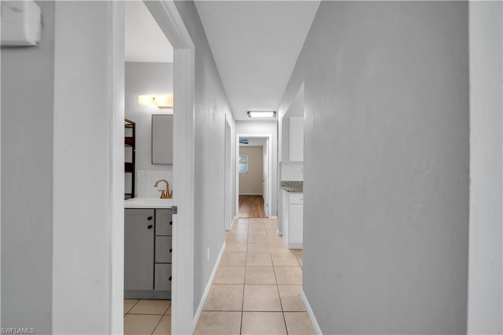 11 Hamlin Ct, Lehigh Acres, FL 33936 Photo