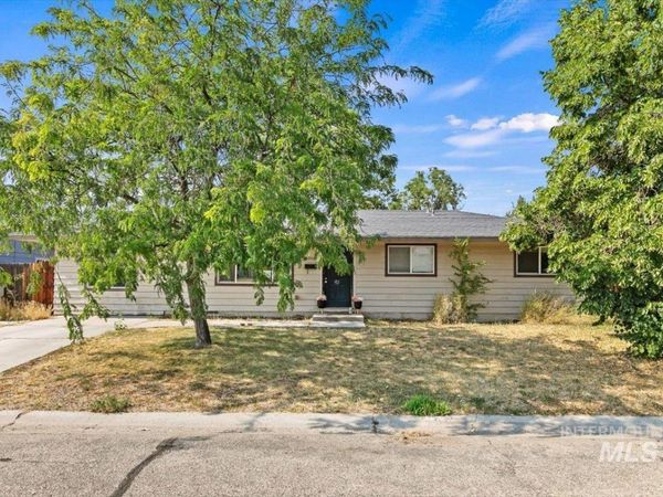 3902 W St Andrews, Boise, ID 83705