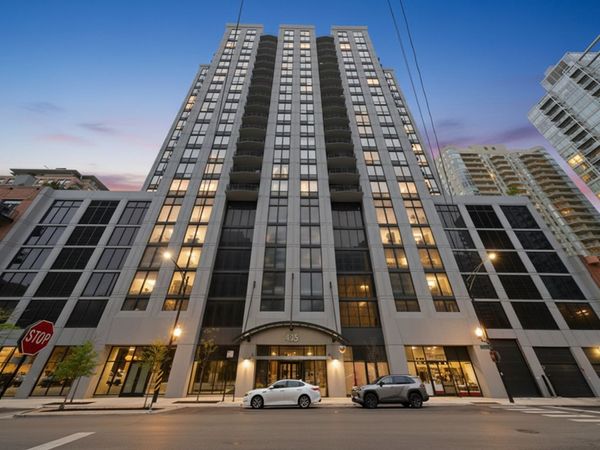 435 W Erie Street , Unit 1105, Chicago, IL 60654