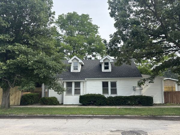 10049 Marion Avenue , Oak Lawn, IL 60453
