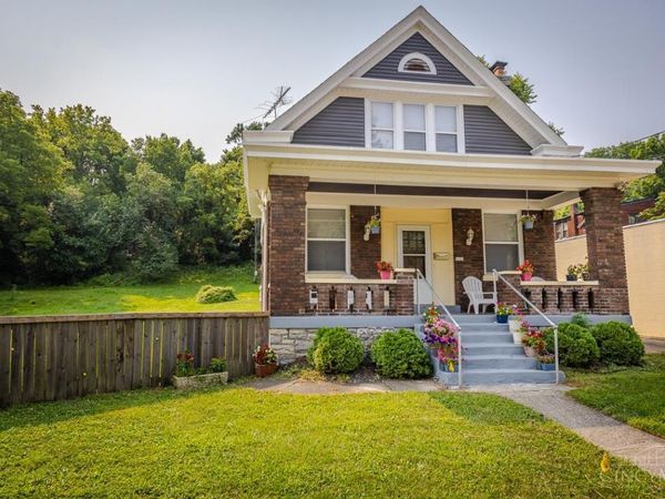 3722 Vine Street, Cincinnati, OH 45217