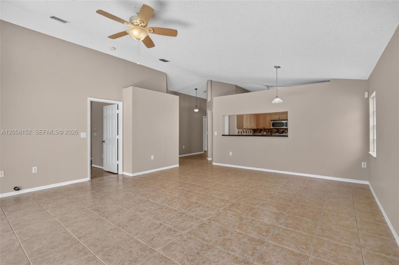 16249 NW 24th St, Pembroke Pines, FL 33028 Photo