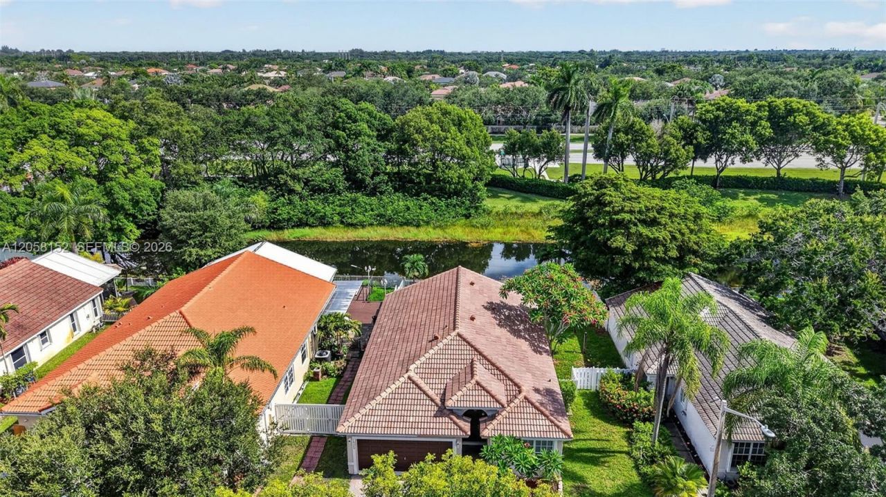 16249 NW 24th St, Pembroke Pines, FL 33028 Photo