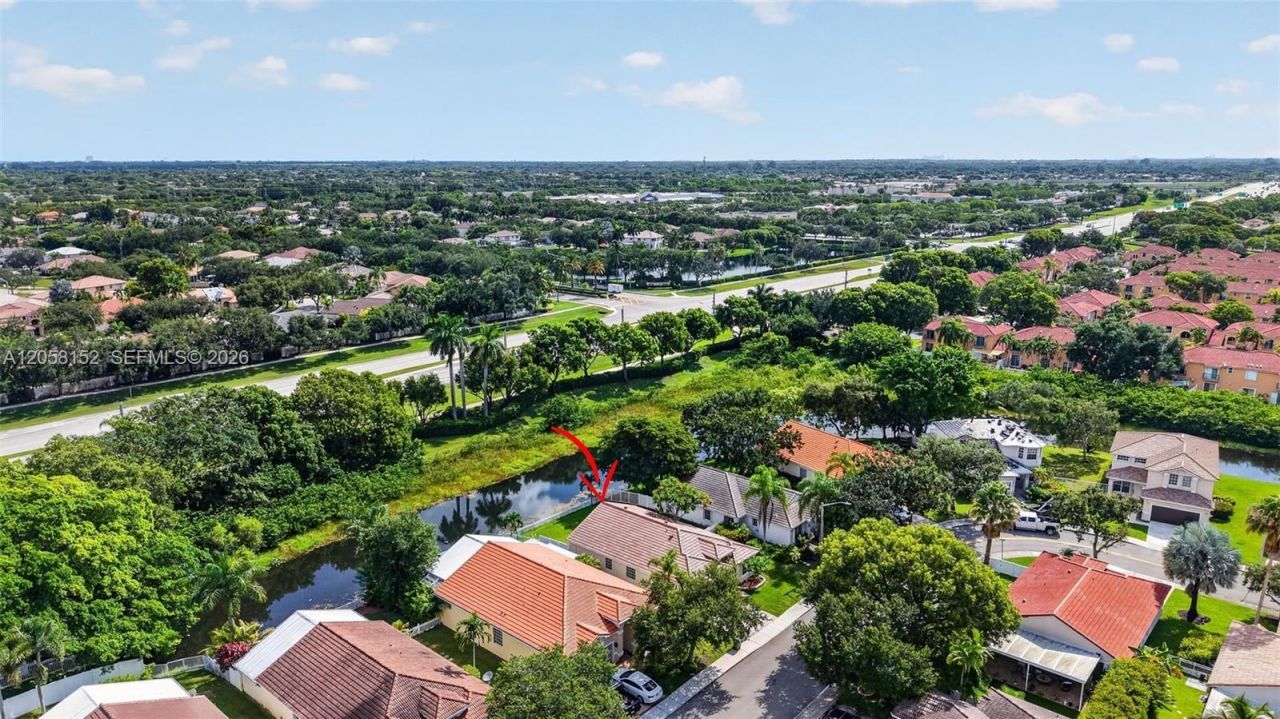 16249 NW 24th St, Pembroke Pines, FL 33028 Photo