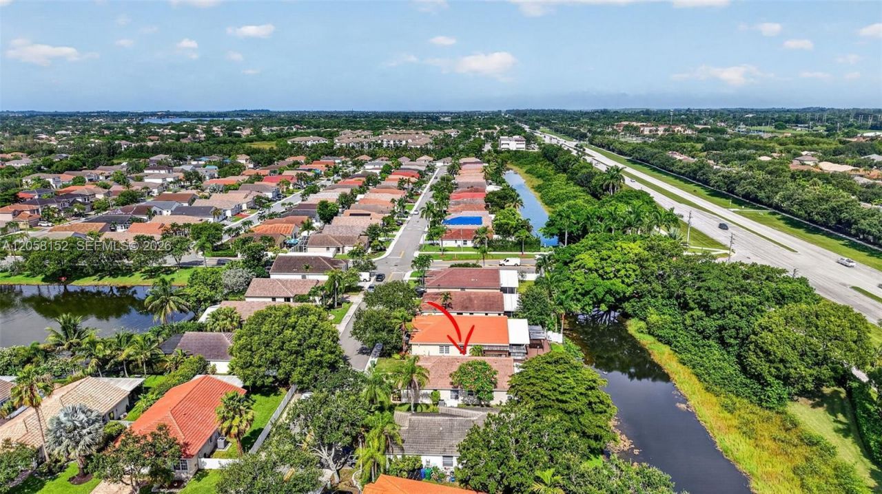 16249 NW 24th St, Pembroke Pines, FL 33028 Photo