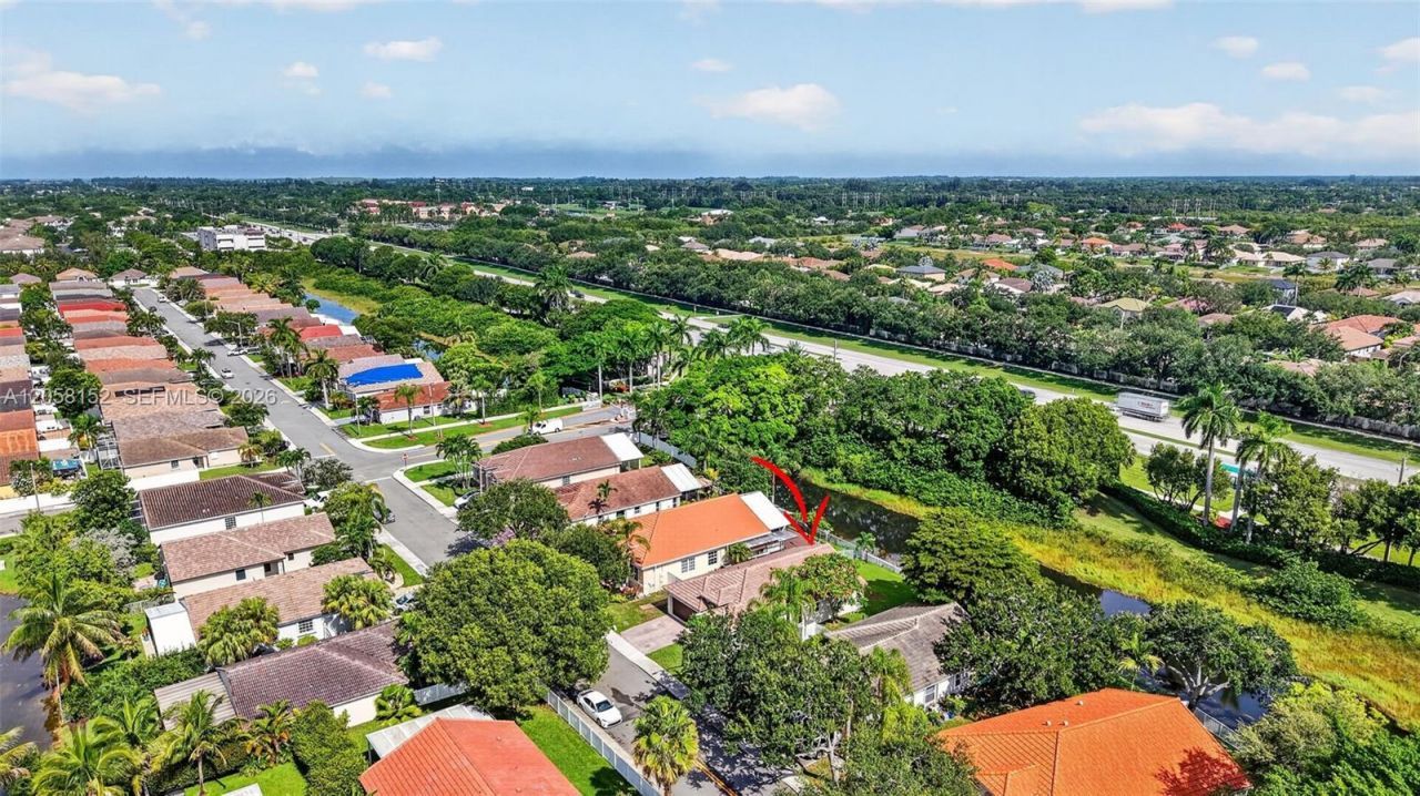 16249 NW 24th St, Pembroke Pines, FL 33028 Photo
