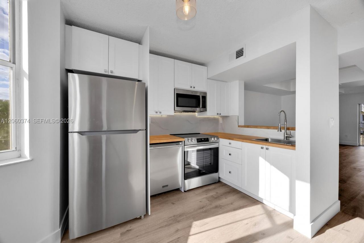 390 NW 86th Ct, Unit 803, Miami, FL 33126 Photo