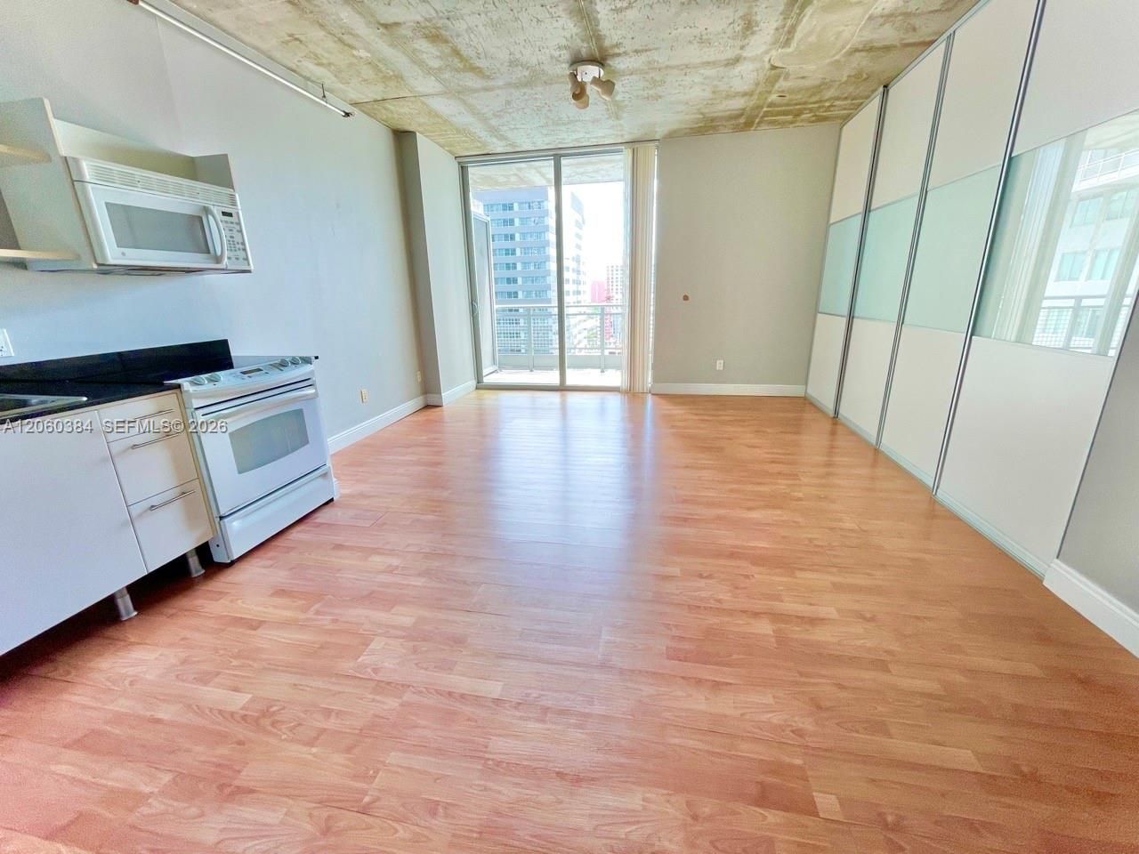 690 SW 1st Ct, Unit 1923, Miami, FL 33130 Photo