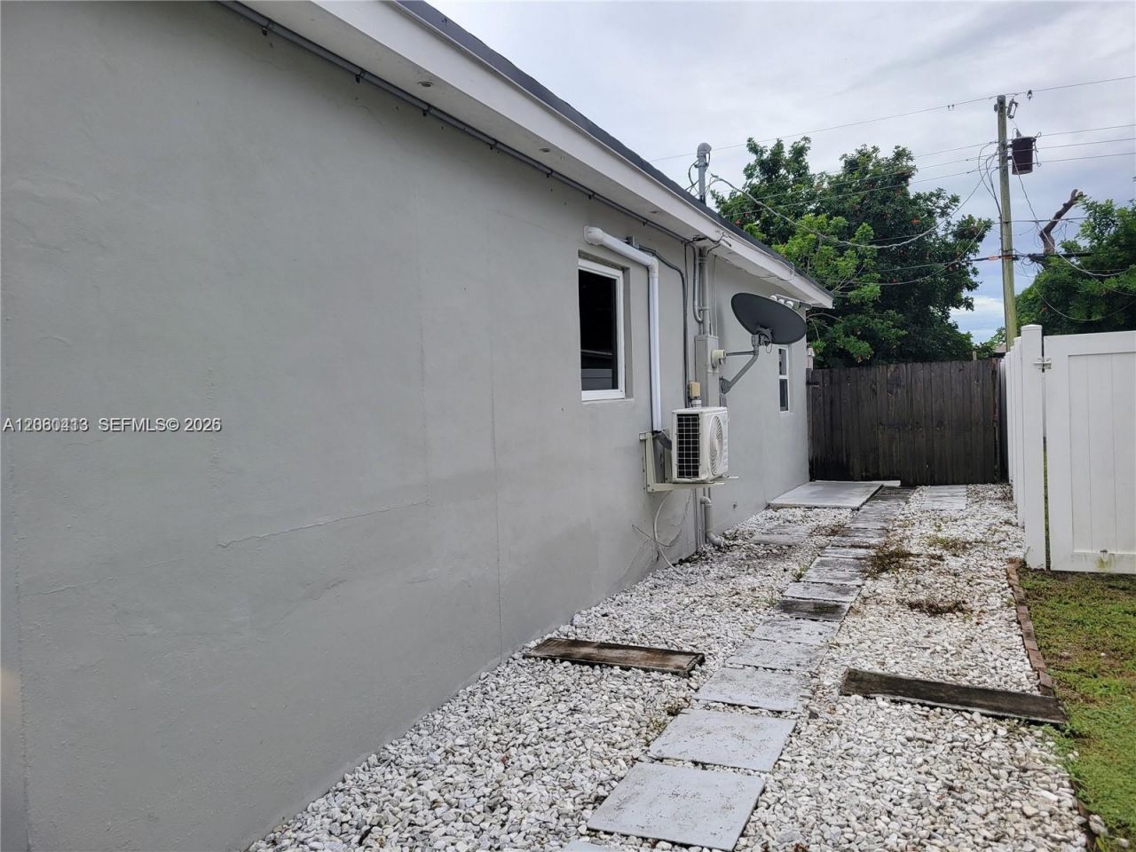 6930 SW 12th St , Pembroke Pines, FL 33023 Photo