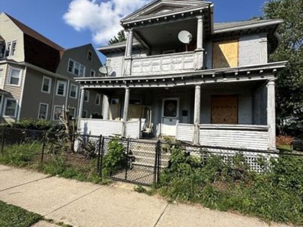 49 Maynard St, Springfield, MA 01109