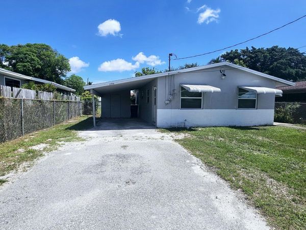 1556 W 20TH Street, Riviera Beach, FL 33404