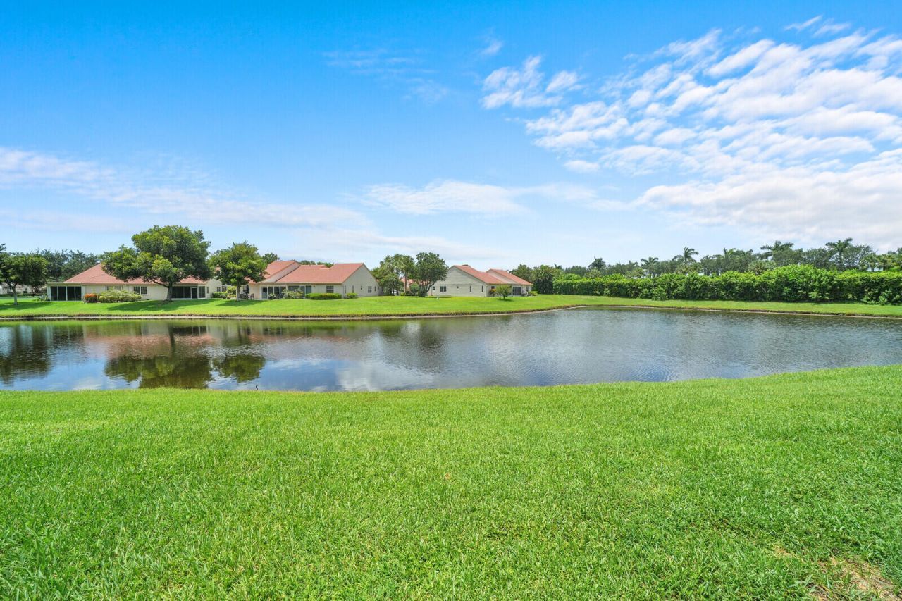 7906 Lake Sands Drive, Delray Beach, FL 33446 Photo