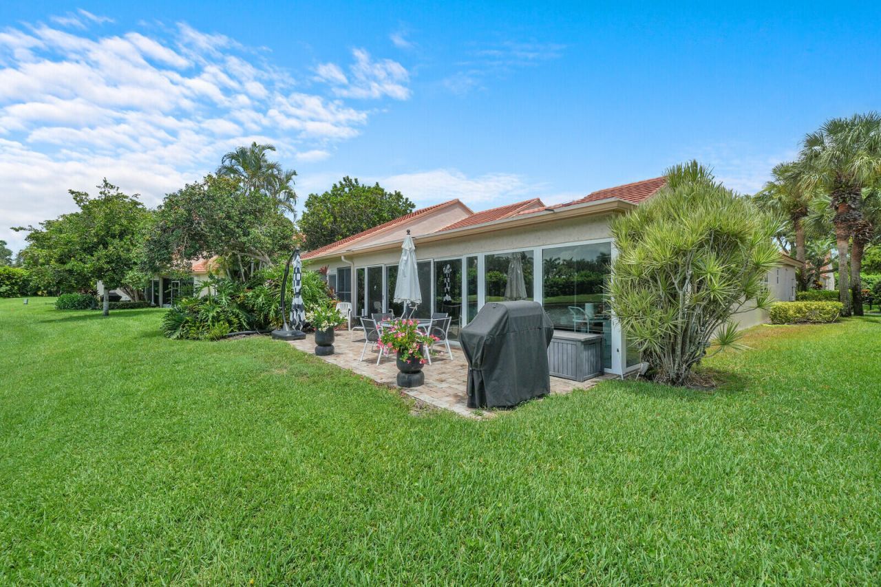 7906 Lake Sands Drive, Delray Beach, FL 33446 Photo
