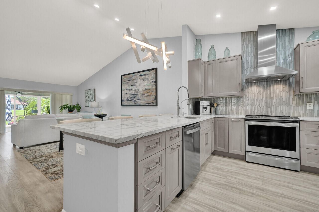 7906 Lake Sands Drive, Delray Beach, FL 33446 Photo