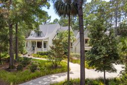 112 Raynor Lane photo 4