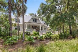 112 Raynor Lane photo 4