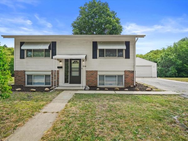 4560 N 47th STREET, Milwaukee, WI 53218