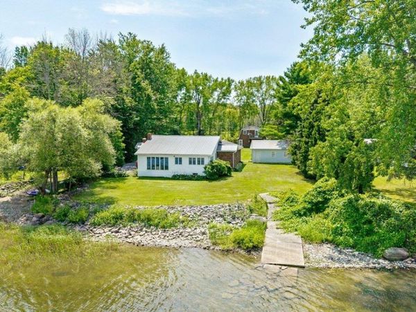 412 North Shore Road, Isle La Motte, VT 05463