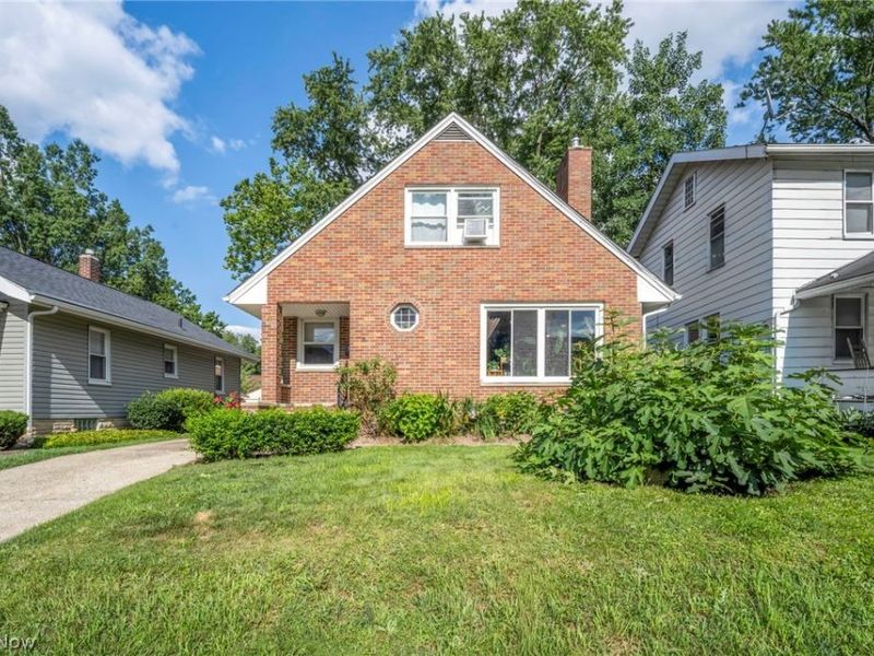 33 Devonshire Drive , Akron, OH 44312 Photo 3