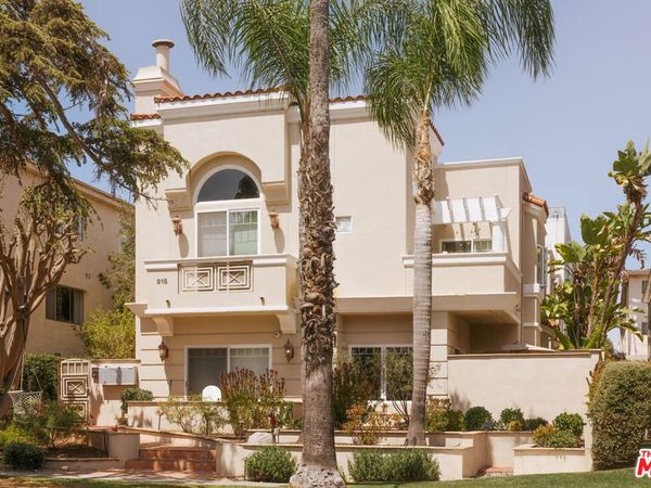 915 12th Street, Unit 2, Santa Monica, CA 90403