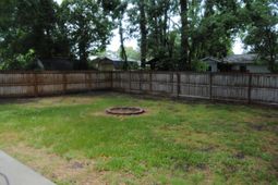309 Clarine Drive photo 4