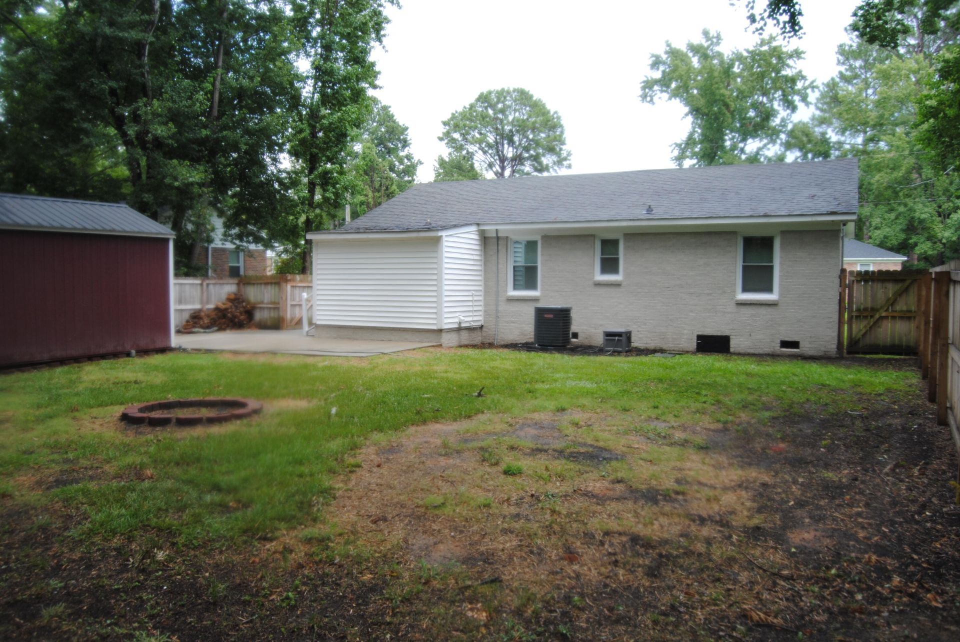 309 Clarine Drive Photo 5