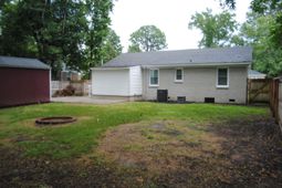 309 Clarine Drive photo 4