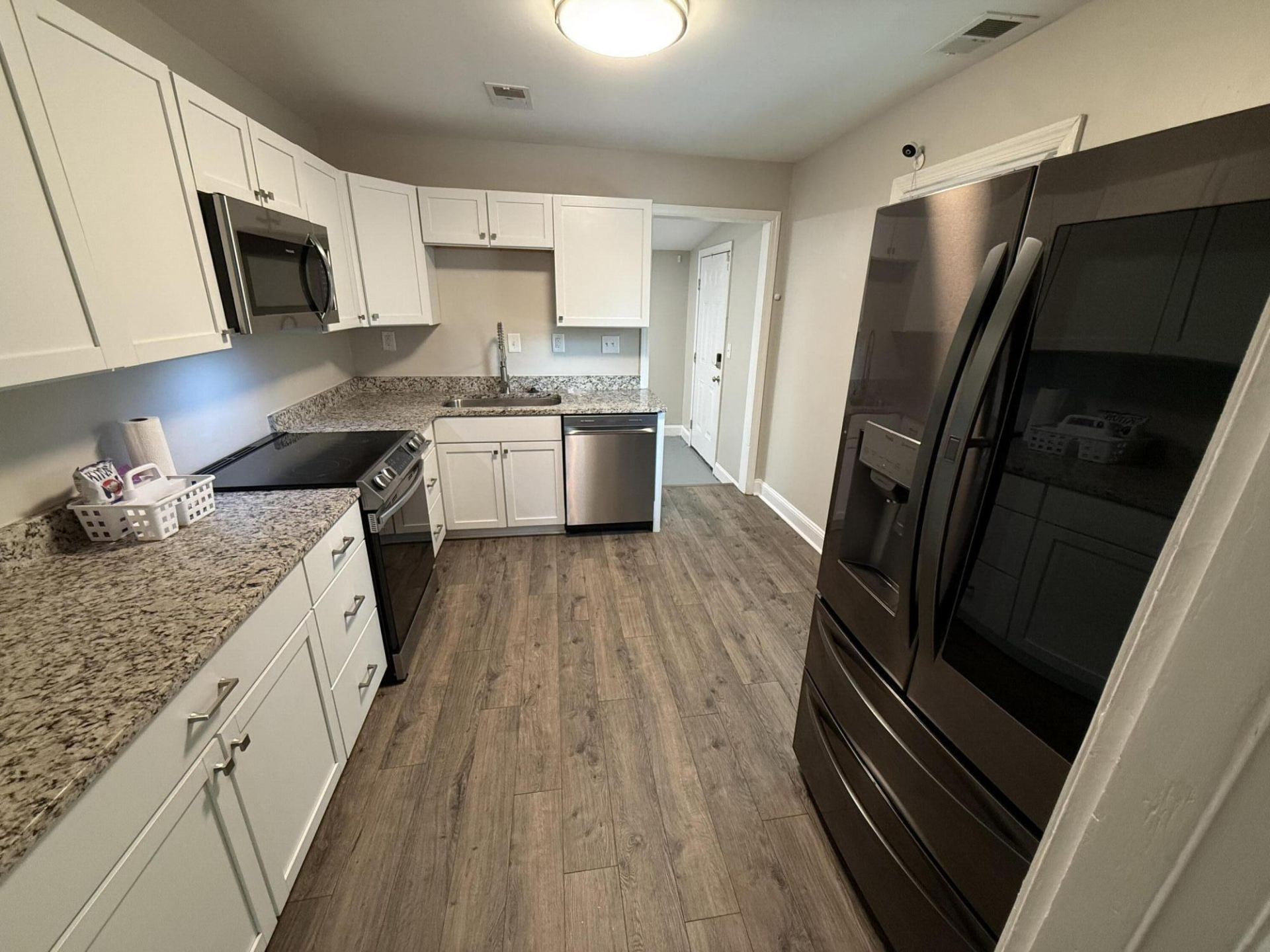 309 Clarine Drive Photo 6