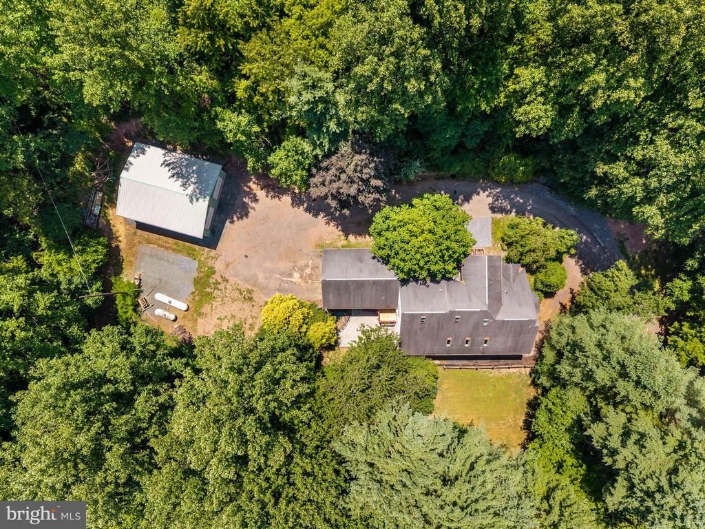 1111 WYOMISSING ROAD, MOHNTON, PA 19540