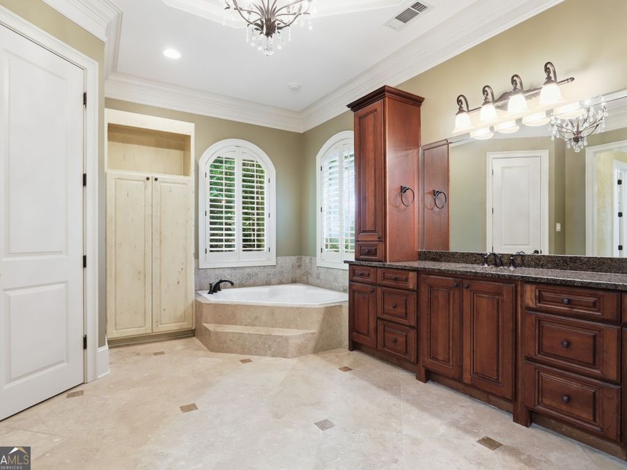 Property Image 64