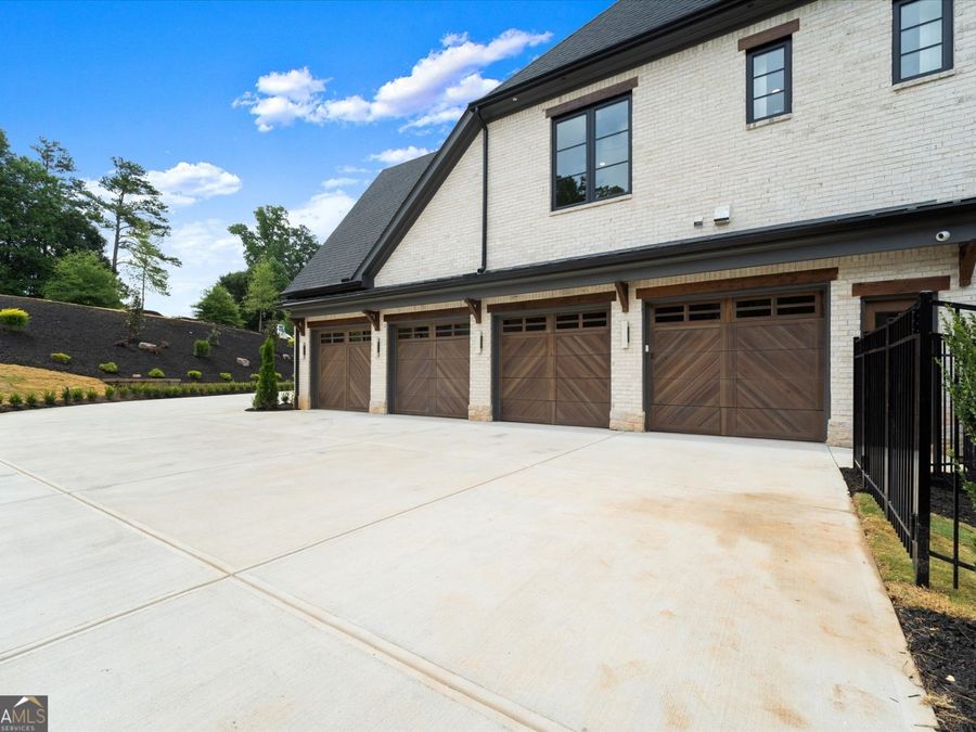 Property Image 104