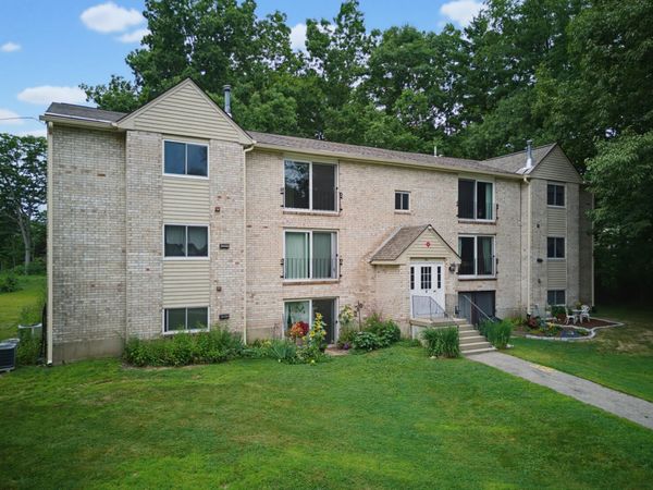5 Brookside Drive, Unit 9, Exeter, NH 03833