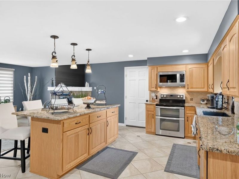 1210 Killian Road , Akron, OH 44312 Photo 12