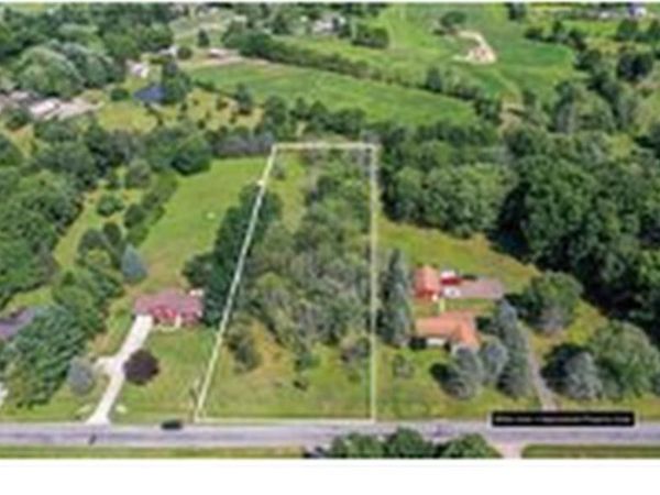 Stanley Road, Garrettsville, OH 44231