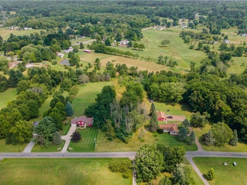 Stanley Road, Garrettsville, OH 44231 Photo 2