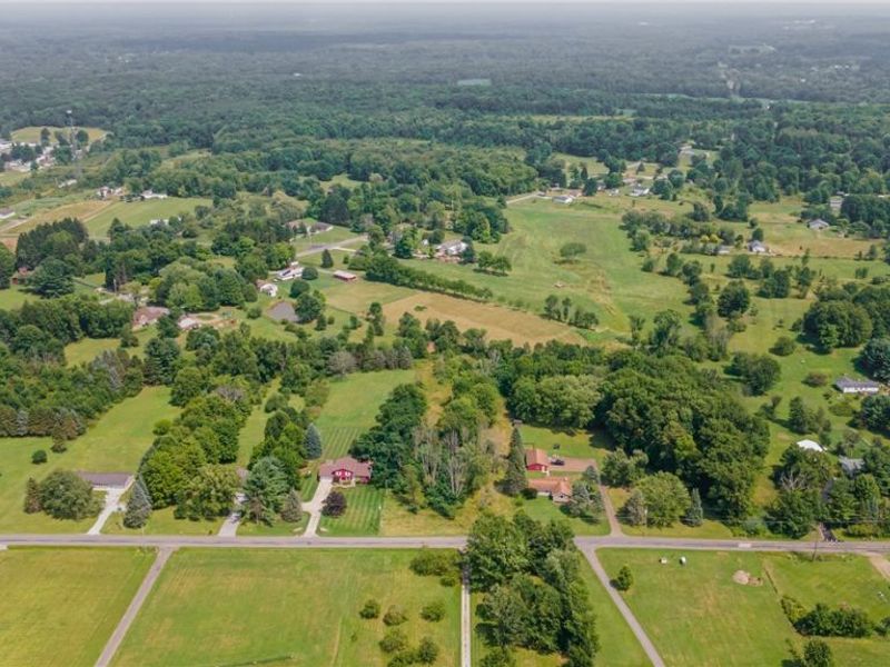 Stanley Road, Garrettsville, OH 44231 Photo 3