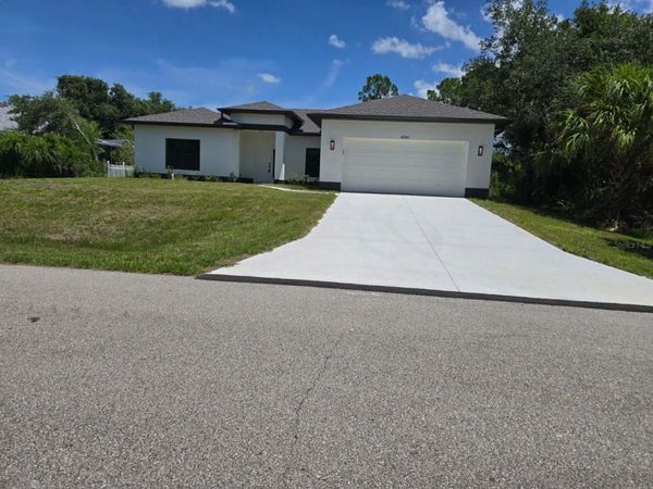 4240 LAS ALMANOS AVENUE , NORTH PORT, FL 34288