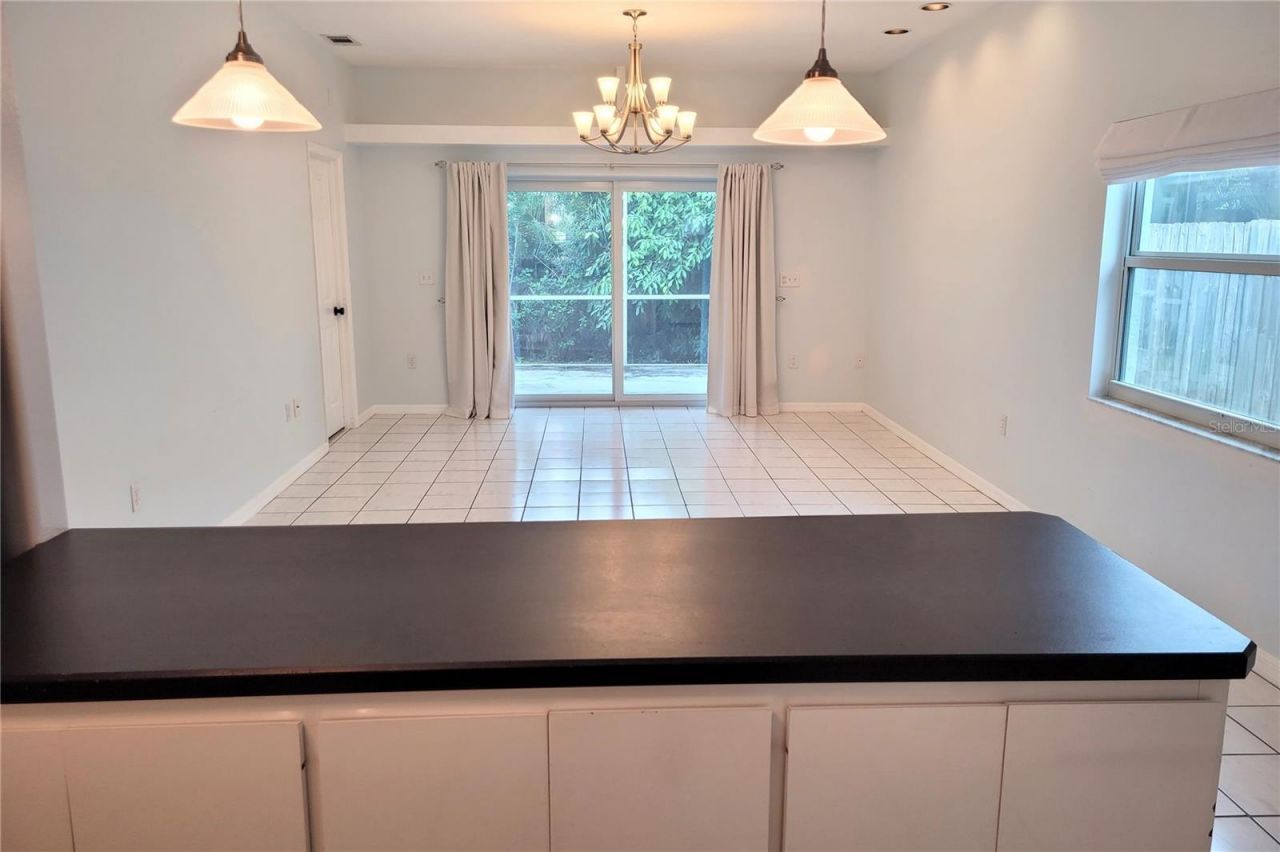 2354 Tami Sola Street, Sarasota, FL 34237 Photo