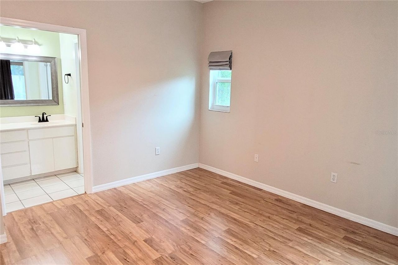 2354 Tami Sola Street, Sarasota, FL 34237 Photo