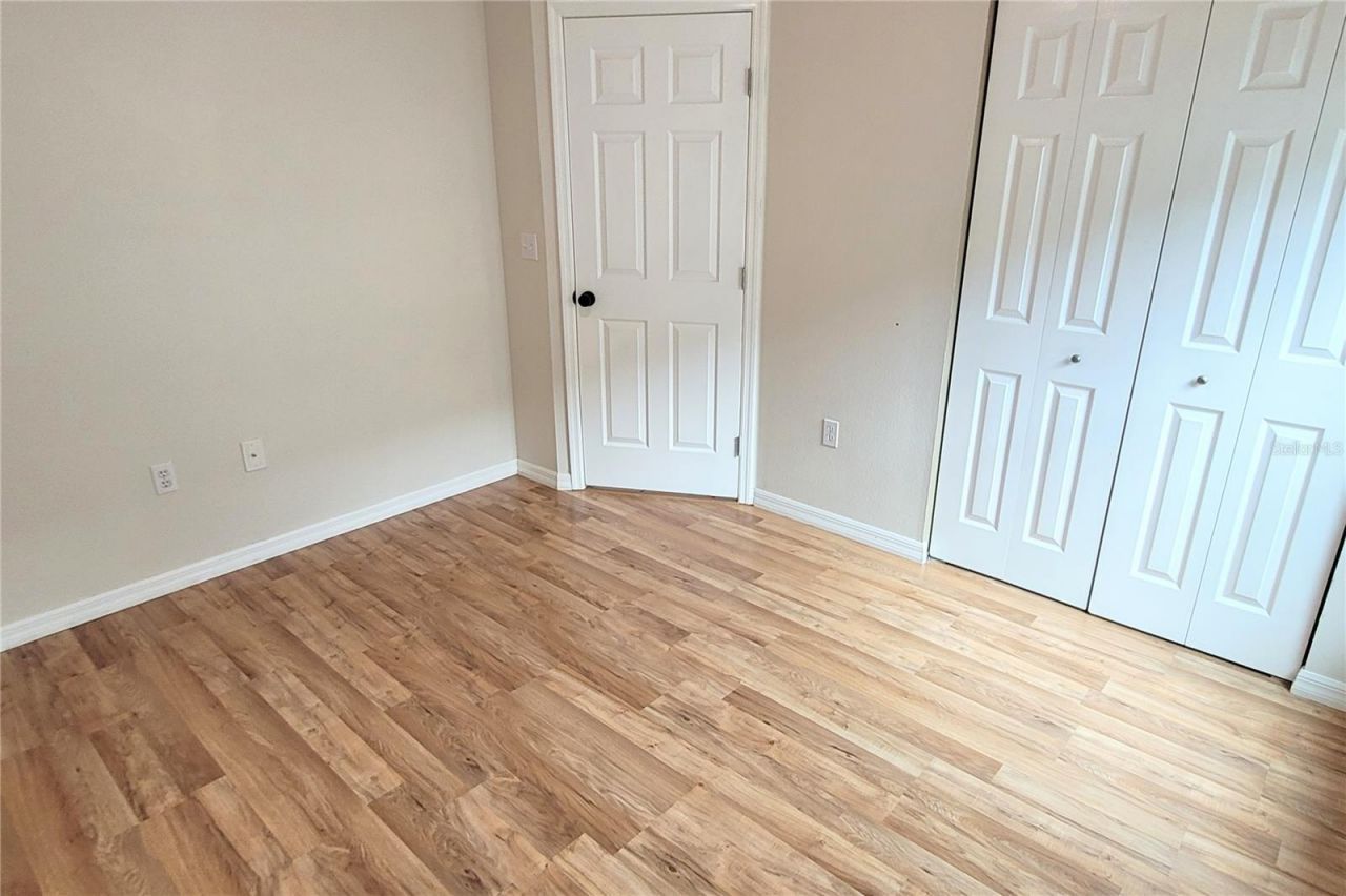 2354 Tami Sola Street, Sarasota, FL 34237 Photo