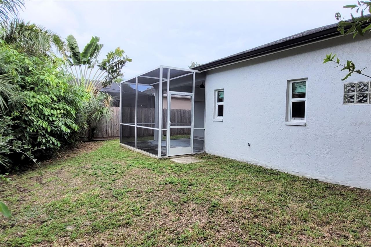 2354 Tami Sola Street, Sarasota, FL 34237 Photo