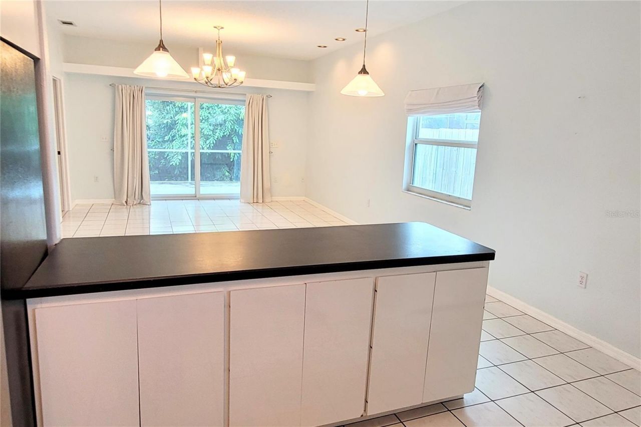 2354 Tami Sola Street, Sarasota, FL 34237 Photo