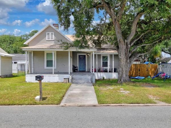 204 NE 1ST AVENUE , MULBERRY, FL 33860