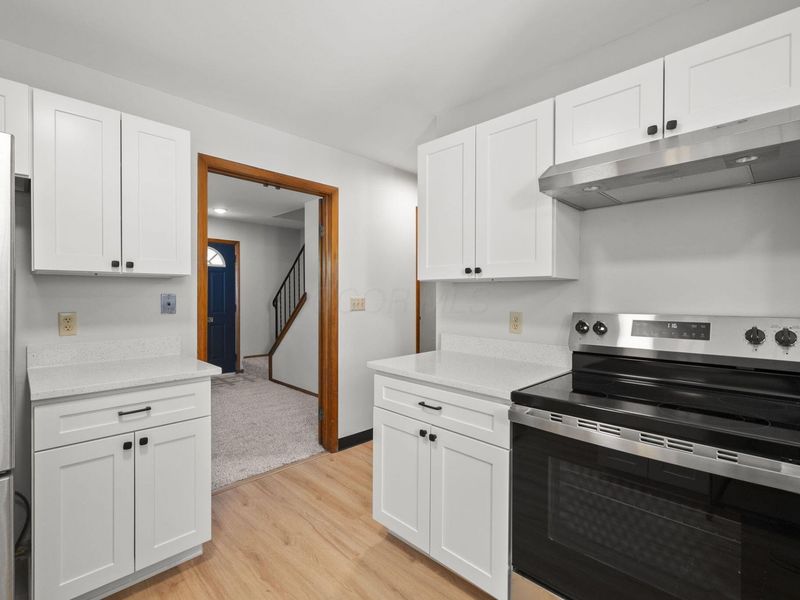 4845 Bourke Road , Columbus, OH 43229 Photo 13