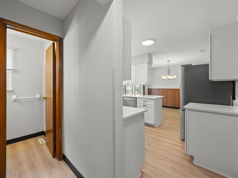 4845 Bourke Road , Columbus, OH 43229 Photo 17