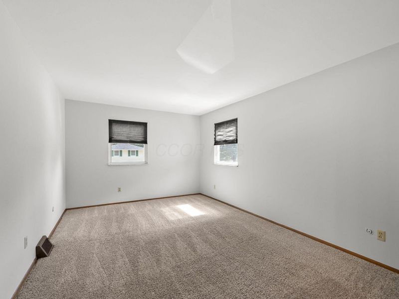 4845 Bourke Road , Columbus, OH 43229 Photo 20