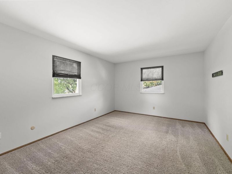 4845 Bourke Road , Columbus, OH 43229 Photo 30