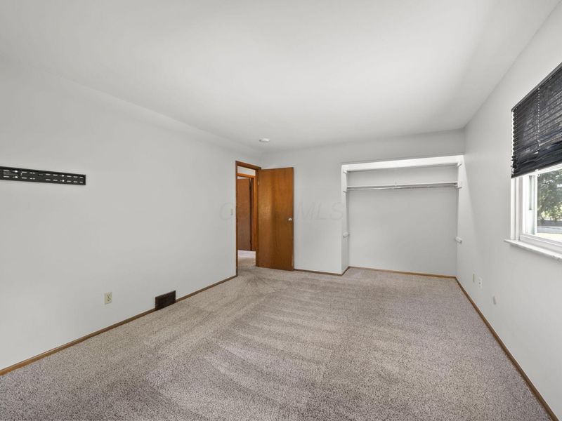 4845 Bourke Road , Columbus, OH 43229 Photo 31