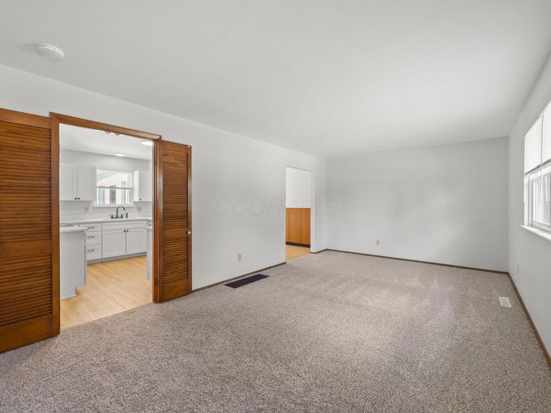 4845 Bourke Road , Columbus, OH 43229 Photo 7