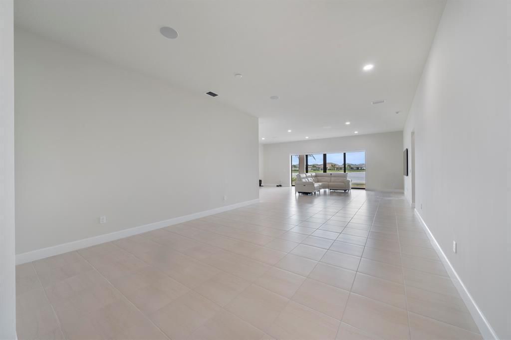 818 SE Courances Drive, Port Saint Lucie, FL 34984 Photo